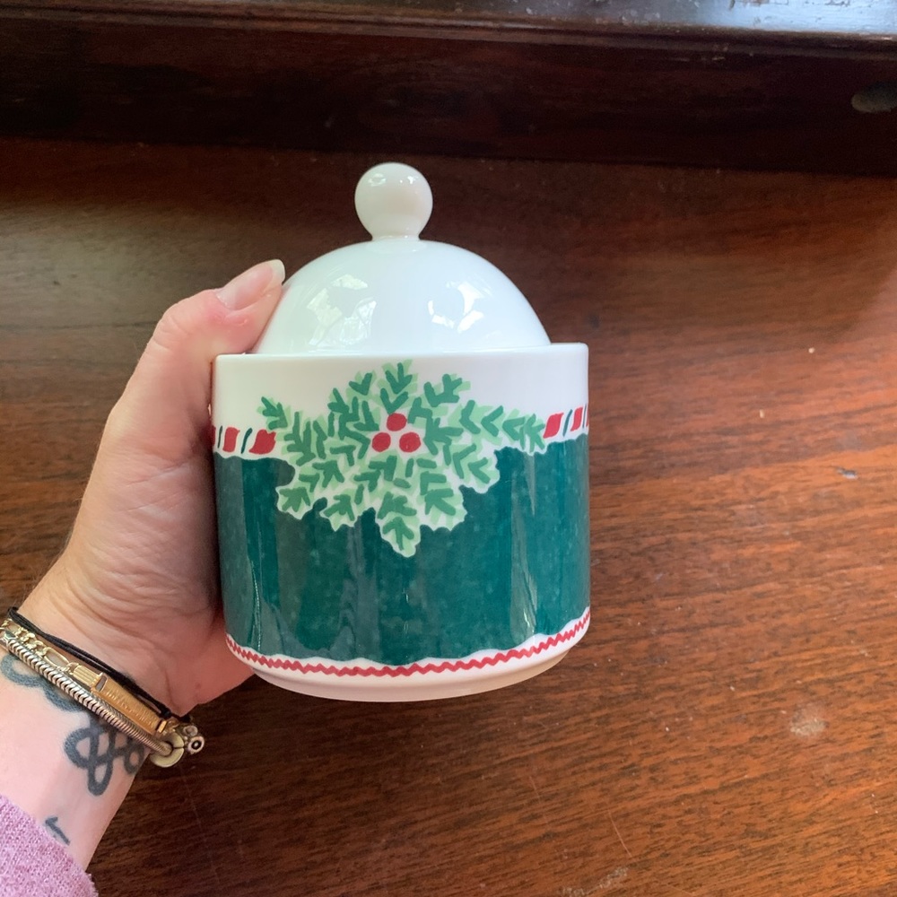 Fritz and Floyd Holiday Container